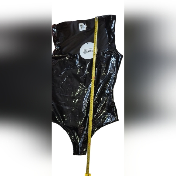 Princess Polly Bartillo Black Faux Leather Sexy Sleeveless S&M Bodysuit 6 NWT - Picture 8 of 11